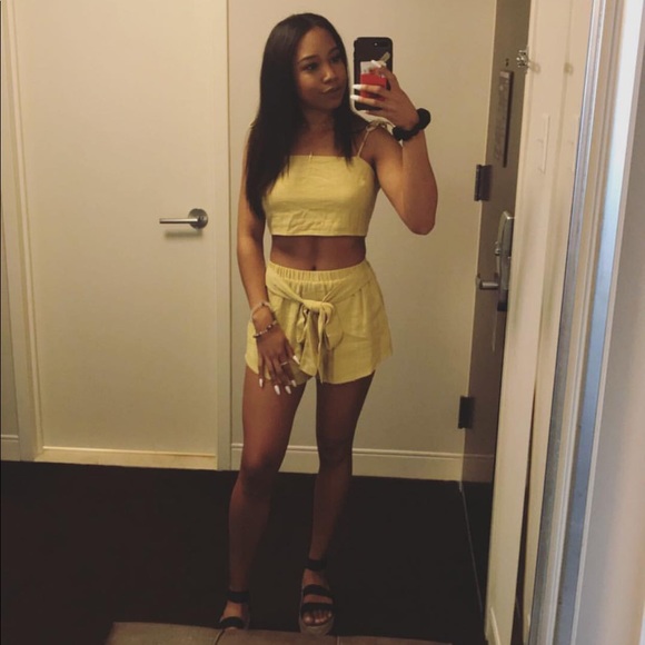 Showpo Yellow Two Piece Set - Picture 4 of 5